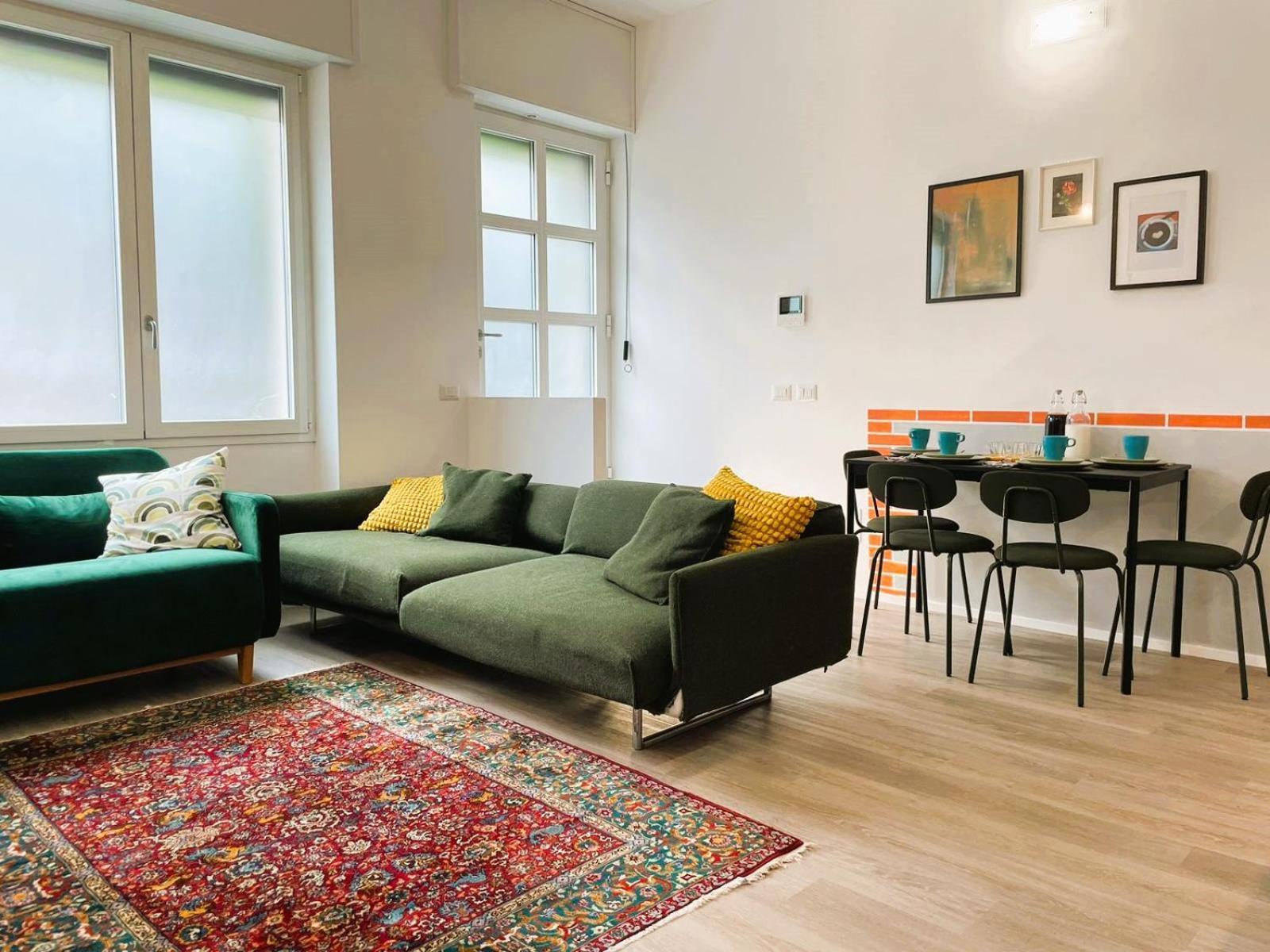 Appartement Elegante In Tricolore